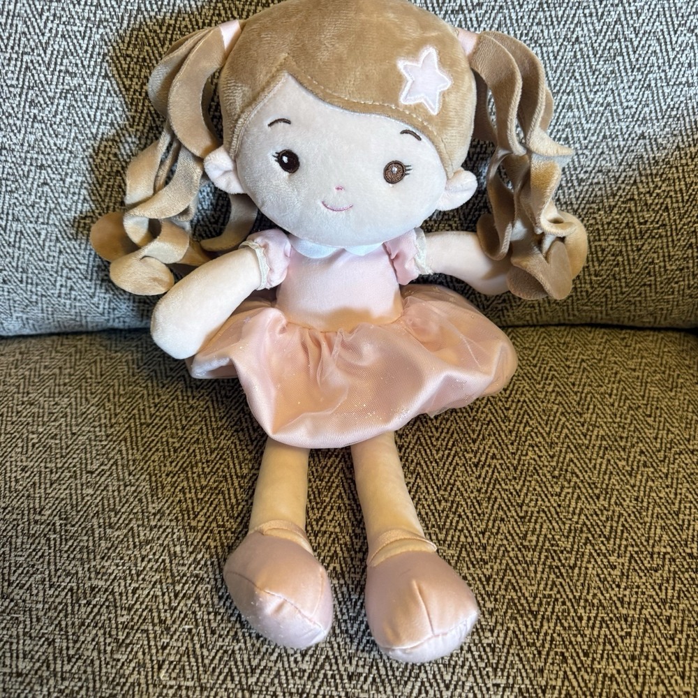 Leyadoll Leya Doll pink star Dress Brown Curly Hair